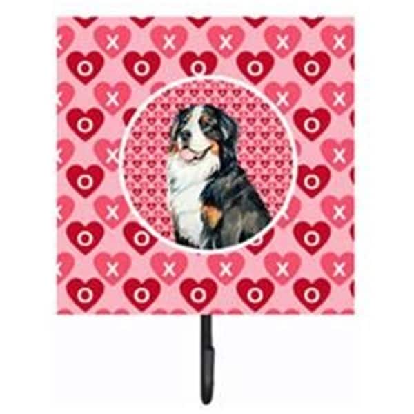 Jensendistributionservices 4.25 x 7 in. Bernese Mountain Dog Valentines Love and Hearts Leash Or Key Holder - MI1655258