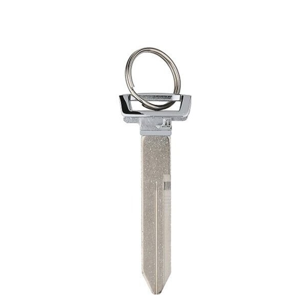 Keyless Factory KeylessFactory: INSERT BLADE KEY FOR CHRYSLER PACIFICA PROXIMITY SMART KEY M3N-97395900 - EKB-CHY-PCF