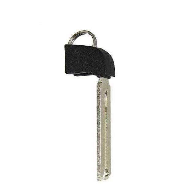 Oem OEM: Toyota 16-17 Prius 18 Camry Emergency Key 69515-47030 - EKB-TOY-47030
