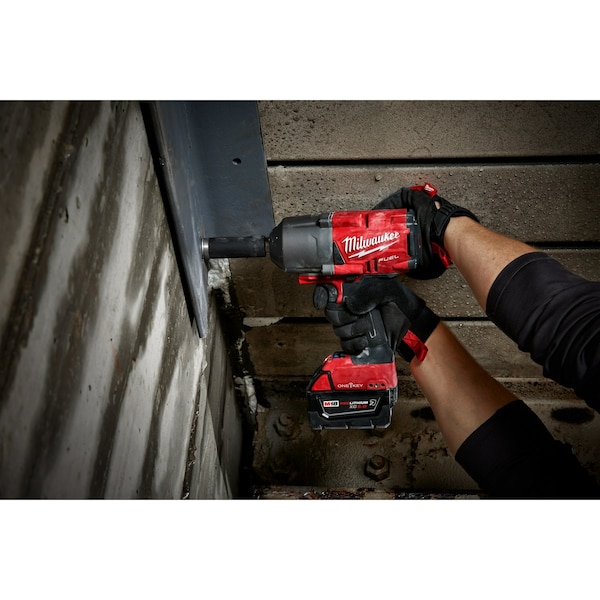 Milwaukee Tool M18 FUEL 3/4 in. High Torque Impact Wrench with Friction Ring with ONE-KEY Kit - 2864-22R