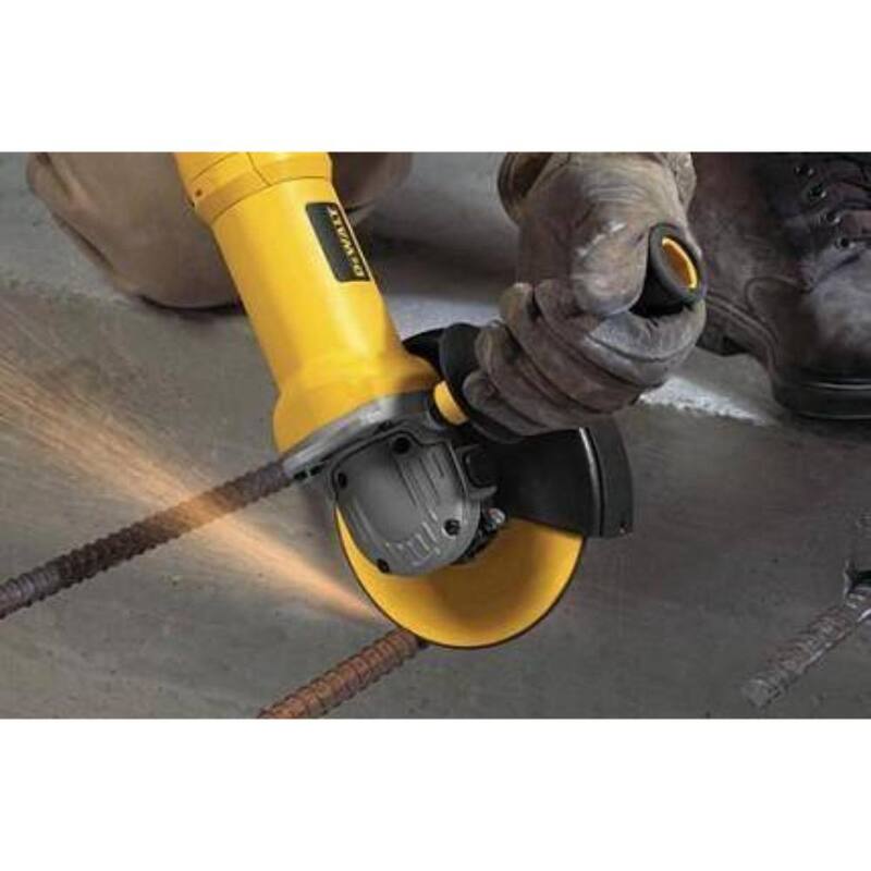 Rueda de corte de metal y acero inoxidable DEWALT de 4-1/2 pulgadas x .045 pulgadas x 7/8 pulgadas (paquete de 10) con juego de brocas negras y doradas de 14 piezas - DW8062B5W184899