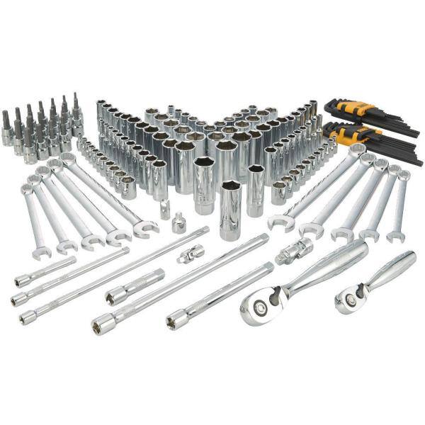 Set de herramientas para mecánicos de DEWALT (156 piezas) - DWMT72164
