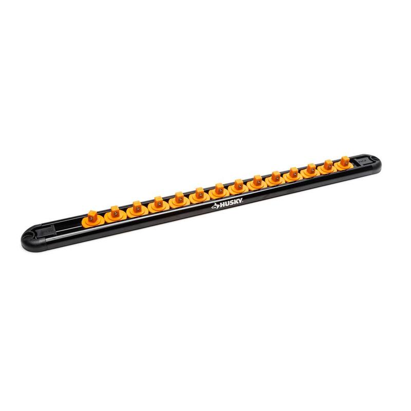 Juego de vasos y puntas Husky de 1/4 de pulgada SAE y métricos con trinquete y rieles (70 piezas) - H4D70PCMSSRR
