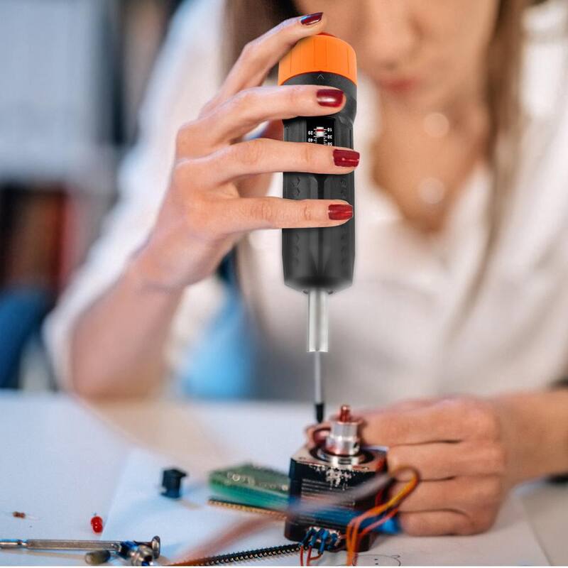 Juego de destornillador de torque de ¼ de pulgada: 10-70 in-lbs. Rango de ajuste de torque: 1 in-lb. Incremento de torque de destornillador.