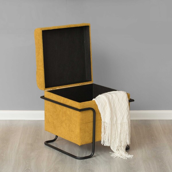 Fabulaxe 17.5 W, 19 H, Fabric, Yellow - QI003941.YL