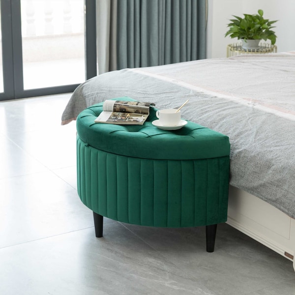 Fabulaxe 32.5 W, 21.5 H, Velvet Fabric on Wooden Frame, Green - QI004048.L.GN