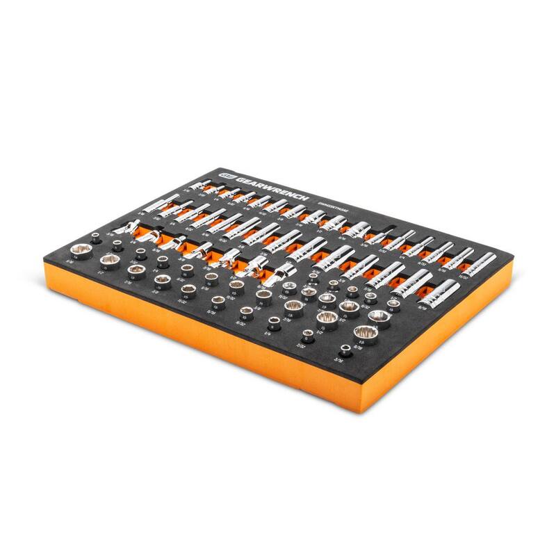 Juego de dados en pulgadas para llave de ¼, estándar y profundos SAE, longitud media, flexibles y de perfil bajo en bandeja de espuma para almacenamiento (68 piezas) - GWMSSKT14SAE