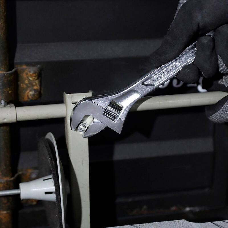 Llave ajustable de 10 pulgadas - 90129 de Husky