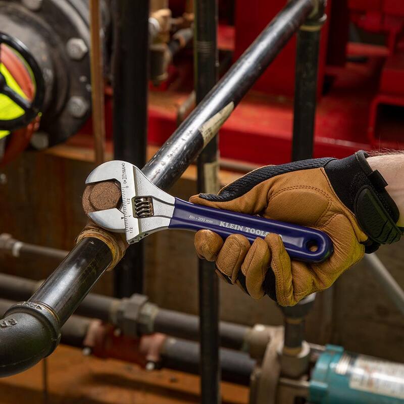Llave ajustable de mandíbula extra ancha de 1-1/2 pulg. - D509-8 de Klein Tools