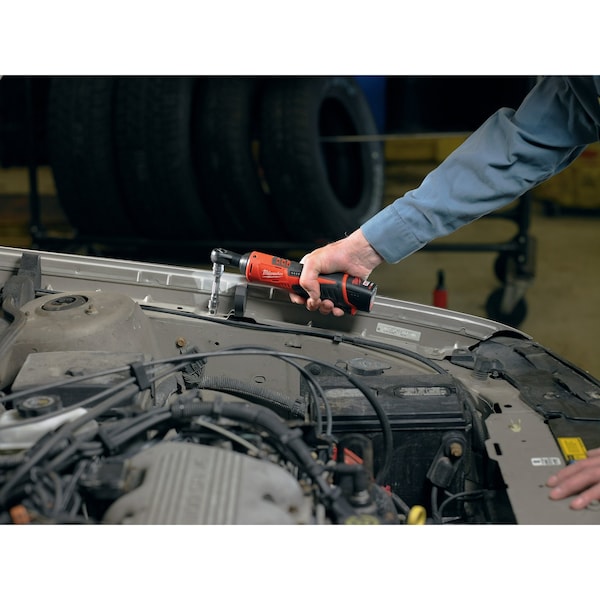 Milwaukee Tool M12 Cordless 3/8 in Lithium-Ion Ratchet Kit - 2457-21