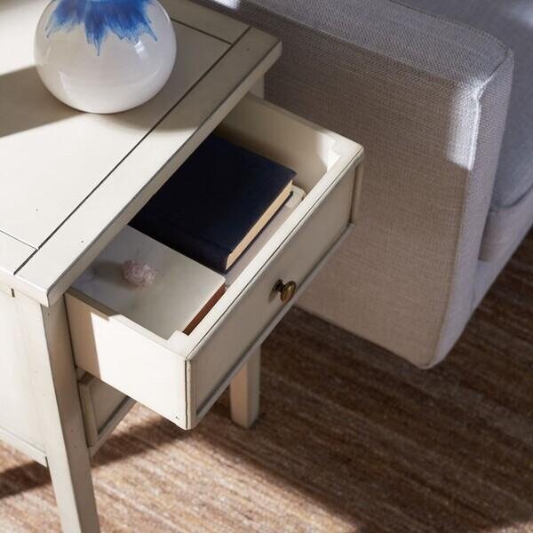 Safavieh Toby End Table- White Birch - 29.7 x 14.2 x 16.9 in. - AMH6625D