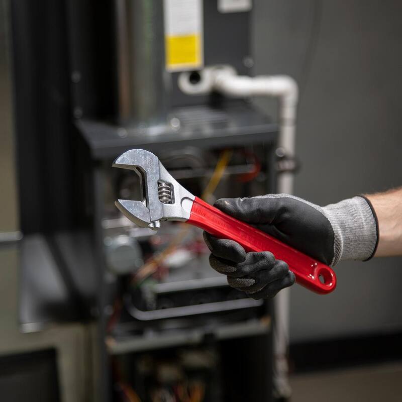 Llave ajustable de capacidad extra de 1-5/16 pulg. con mango recubierto de plástico - D507-10