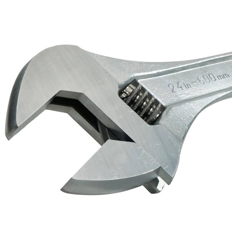 Llave ajustable de capacidad estándar de 2-1/2 pulgadas - 500-24 de Klein Tools.