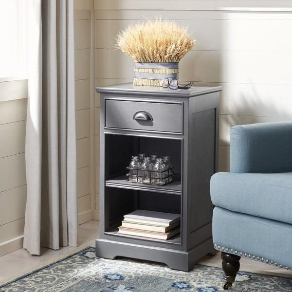 Safavieh Griffin Side Table- Grey - 30 x 13.75 x 17.75 in. - AMH5719A