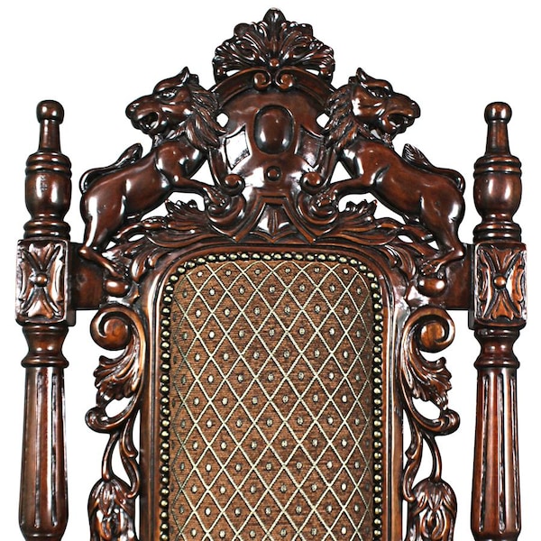 Design Toscano The Grand Occasion Heraldic Arm Chair - AF51249