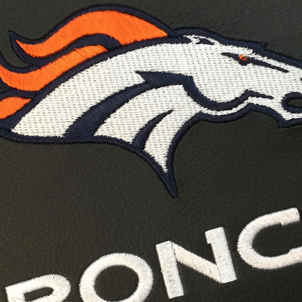 Dreamseat Silver Club Chair with Denver Broncos Secondary Logo - XZ7759002CHCDBK-PSNFL20046