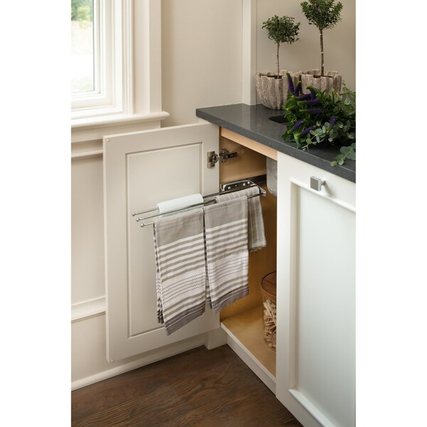 Rev-A-Shelf Steel, Chrome, 5 in W, 1.25 in H, 17.75 in D, 17.75 in L, Silver - 563-47 C