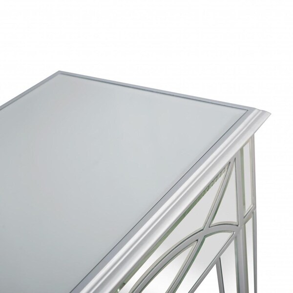 Homeroots 32 x 48 x 16 in. Silver Glass Mirror Console Table - 396824