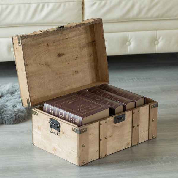 Vintiquewise Natural Wooden Style Trunk with Handles, Small - QI004014.S