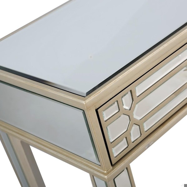 Homeroots 32 x 48 x 16.8 in. Regal Champagne Feel Console Table - 396828