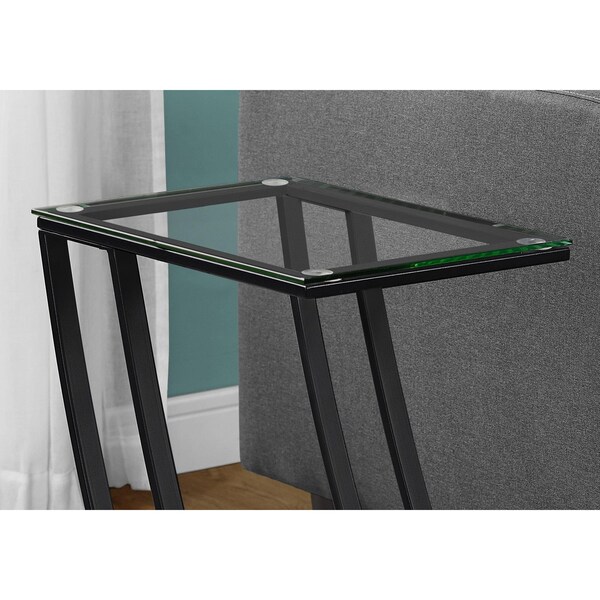 Homeroots 24 in. Metal & Clear Tempered Glass Accent Table - 333020