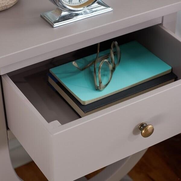 Safavieh Maxine Accent Table- Quartz Grey - 26.75 x 15 x 18 in. - AMH6608C
