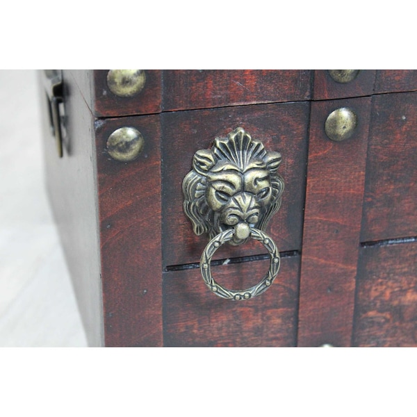 Vintiquewise Handmade Pirate Treasure Chest with Lockable Latch - Storage Trunk and Treasure Box with Hinged Lid - QI003316