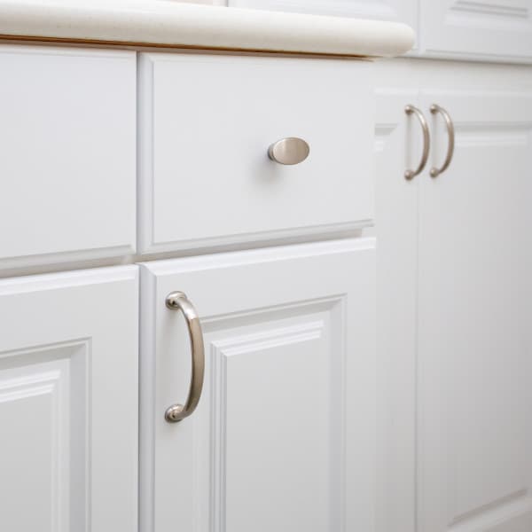 Jeffrey Alexander 128 mm Center-to-Center Brushed Oil Rubbed Bronze Hudson Cabinet Pull - 650-128DBAC