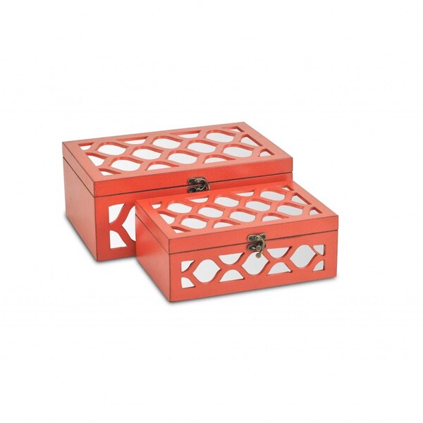Palacedesigns 4.75 x 11.75 x 7.75 in. Coral Quatrefoil Mirror Jewelry Storage Boxes - PA2627935