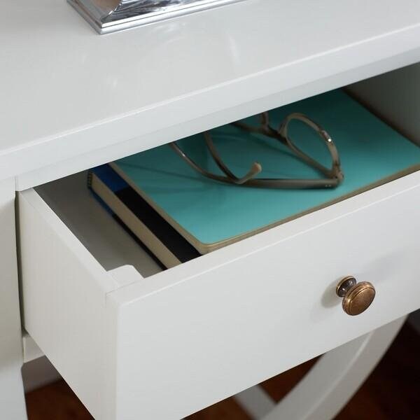 Safavieh Maxine Accent Table- Shady White - 26.75 x 15 x 18 in. - AMH6608A