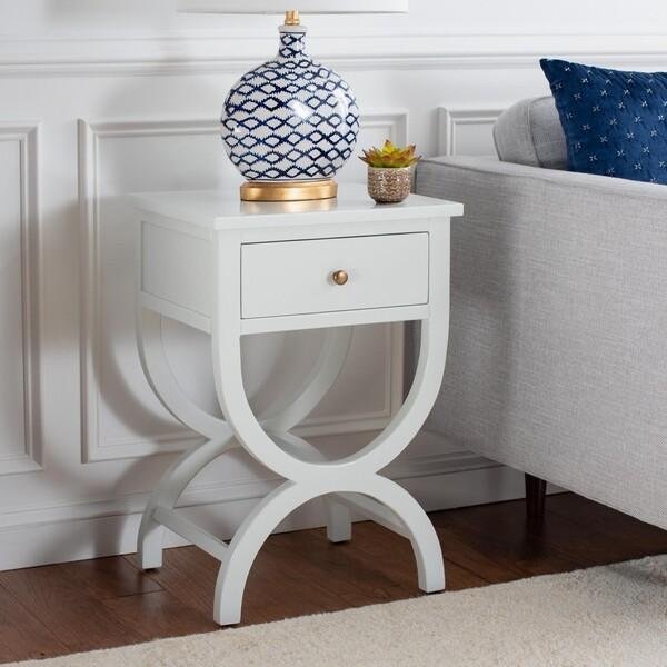 Safavieh Maxine Accent Table- Shady White - 26.75 x 15 x 18 in. - AMH6608A