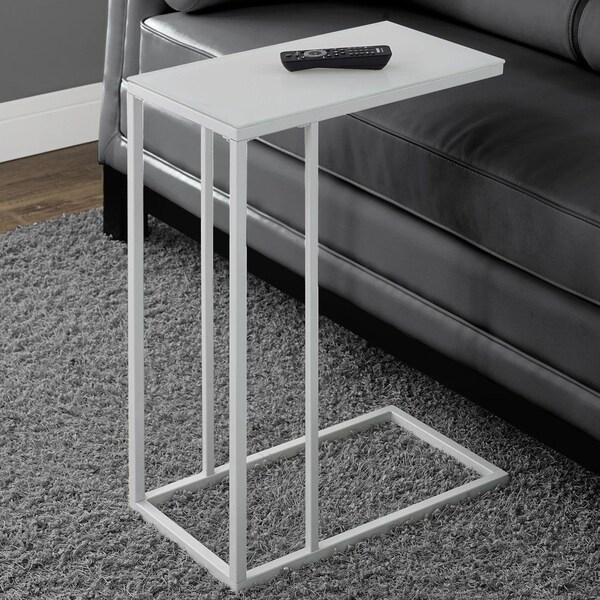 Homeroots 24 in. White Metal with Frosted Tempered Glass Accent Table - 332991