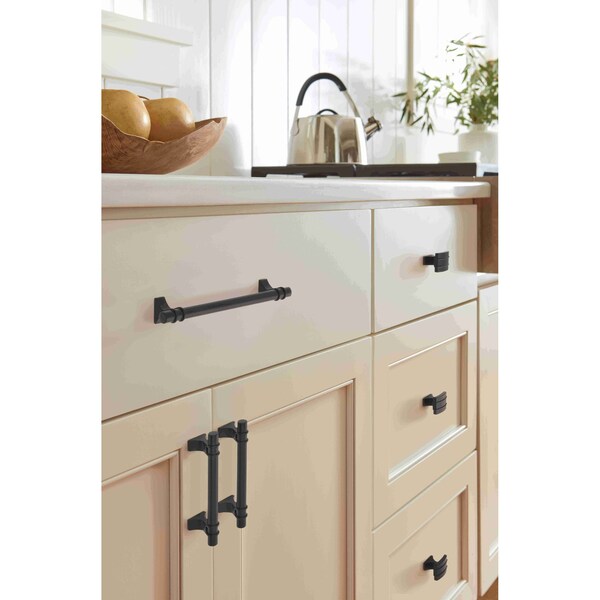 Amerock Davenport 6-5/16 in 160 mm Center-to-Center Matte Black Cabinet Pull - BP36607MB