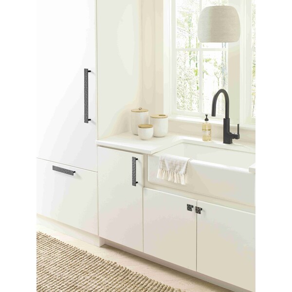Amerock Kamari 7-9/16 in 192 mm Center-to-Center Gunmetal Cabinet Pull - BP36825GM