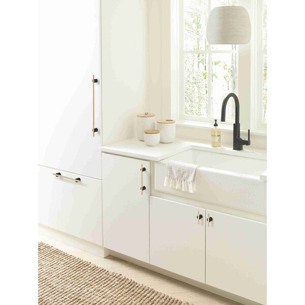 Amerock Transcendent 7-9/16 in 192 mm Center-to-Center Matte Black/Matte Gold Cabinet Pull - BP7414192MBMG