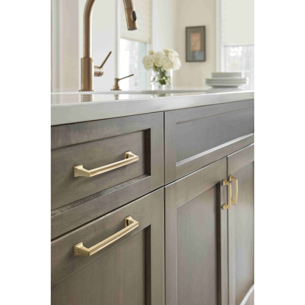 Amerock Mulholland 3-3/4 in 96 mm Center-to-Center Champagne Bronze Cabinet Pull - BP53031CZ