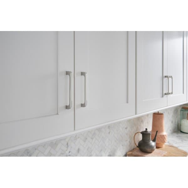Jeffrey Alexander 96 mm Center-to-Center Satin Nickel Alvar Cabinet Pull - 264-96SN