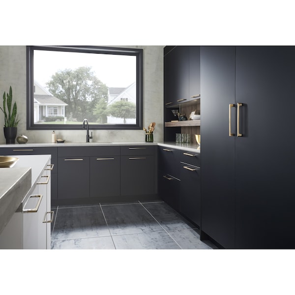 Jeffrey Alexander 160 mm Center-to-Center Polished Chrome Asymmetrical Leyton Cabinet Pull - 286-160PC