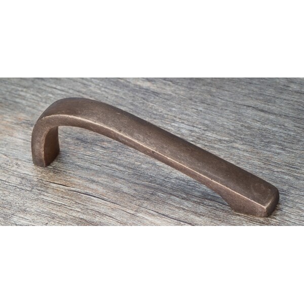 Richelieu 3 3/4 in (96 mm) Center-to-Center Copper Bronze Traditional Drawer Pull - MTPL375P1CPB