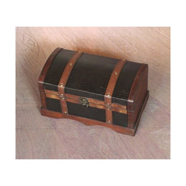 Vintiquewise Leather Wooden Chest - QI003002