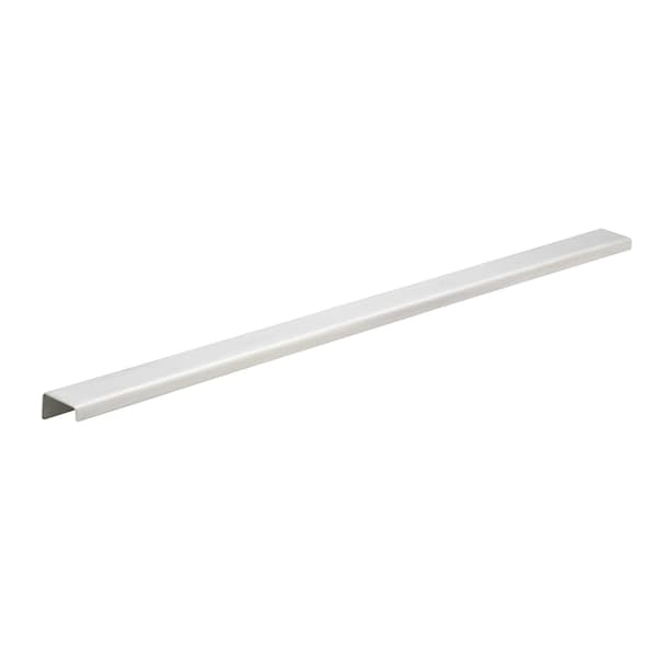 Richelieu 23 in. (584 mm) Center-to-Center Stainless Steel Contemporary Edge Pull - BP57625170