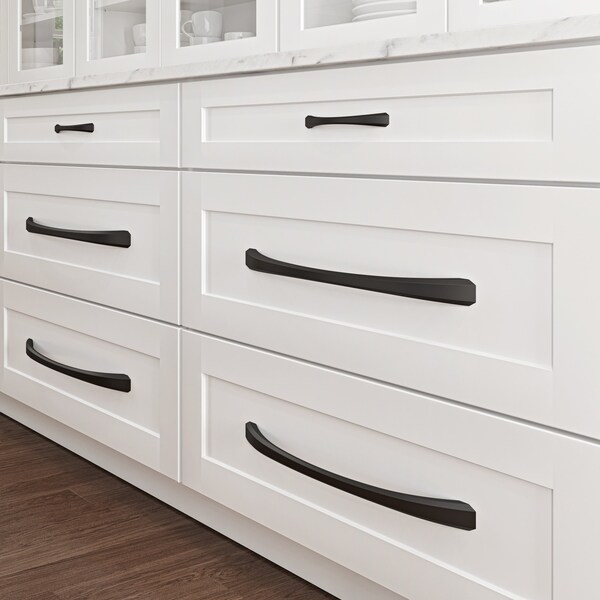 Jeffrey Alexander 128 mm Center-to-Center Matte Black Wheeler Cabinet Pull - 678-128MB