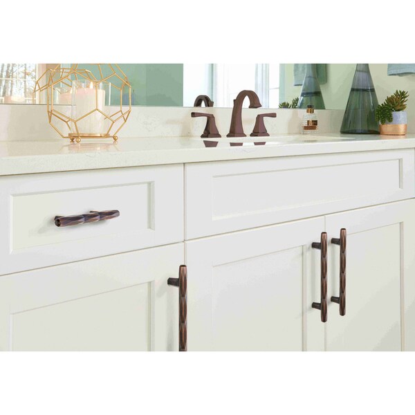 Amerock St. Vincent 3 in 76 mm Center-to-Center Oil Rubbed Bronze Cabinet Pull - BP36646ORB
