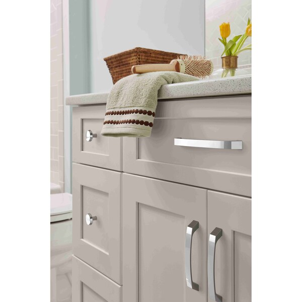 Amerock Premise 5-1/16 in 128 mm Center-to-Center Polished Chrome Cabinet Pull - BP3684526