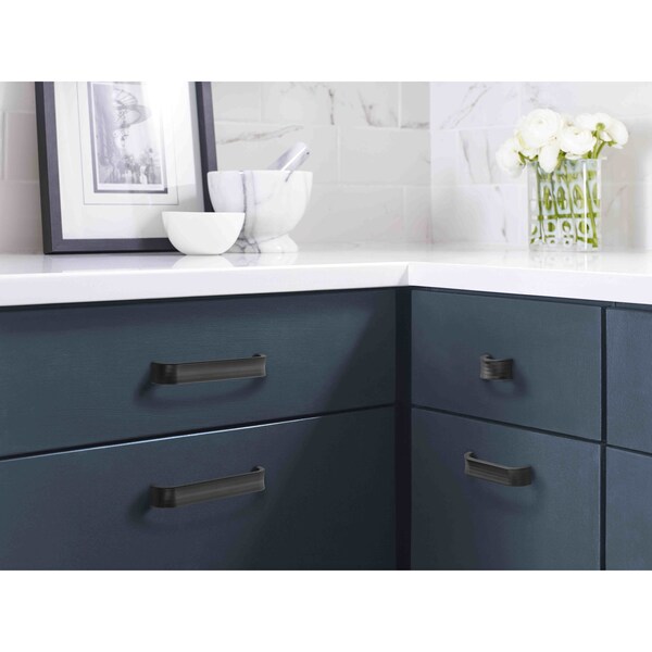 Amerock Concentric 6-5/16 in 160 mm Center-to-Center Matte Black Cabinet Pull - BP36814MB