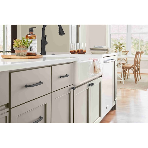 Amerock Renown 3-3/4 in 96 mm Center-to-Center Matte Black Cabinet Pull - BP36794FB