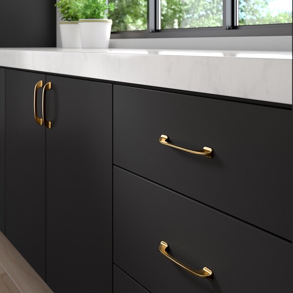Richelieu 5 1/16-inch (128 mm) Center to Center Champagne Bronze Contemporary Cabinet Pull - BP7350128CHBRZ