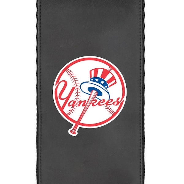 Dreamseat Stealth Recliner with New York Yankees Secondary Logo - XZ52082CDSMHTBLK-PSMLB21082