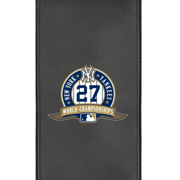 Dreamseat Stealth Recliner with New York Yankees 27th Champ Logo - XZ52082CDSMHTBLK-PSMLB21081