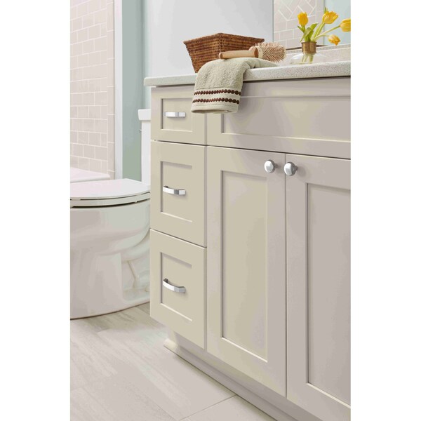 Amerock Premise 3-3/4 in 96 mm Center-to-Center Polished Chrome Cabinet Pull - BP3684426